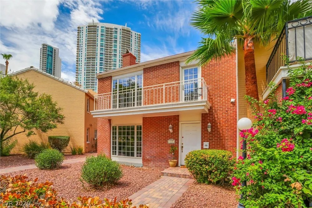 548 Tam O Shanter Las Vegas, NV 89109