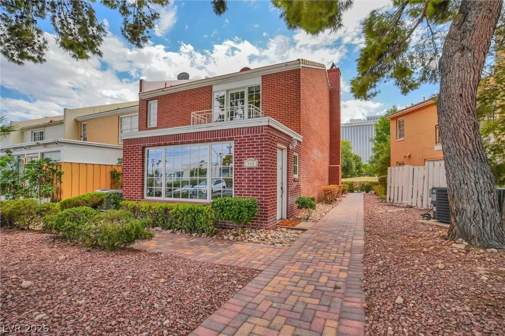 548 Tam O Shanter Las Vegas, NV 89109
