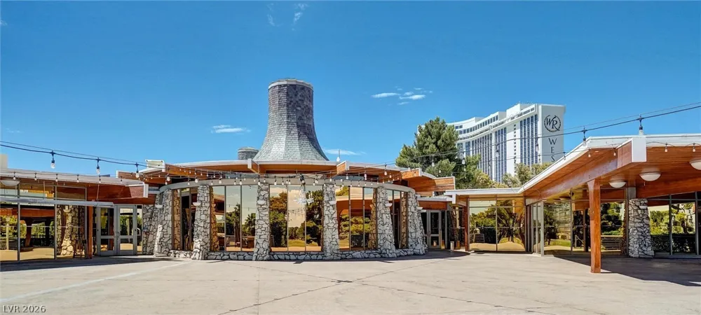 548 Tam O Shanter Las Vegas, NV 89109