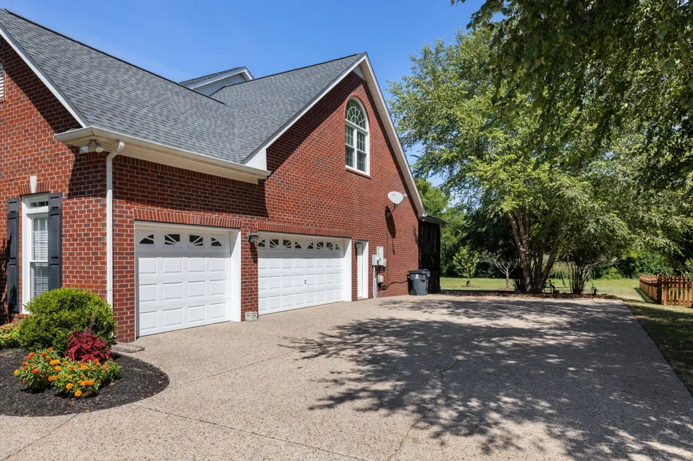 2521 Shays Ln Brentwood, TN 37027