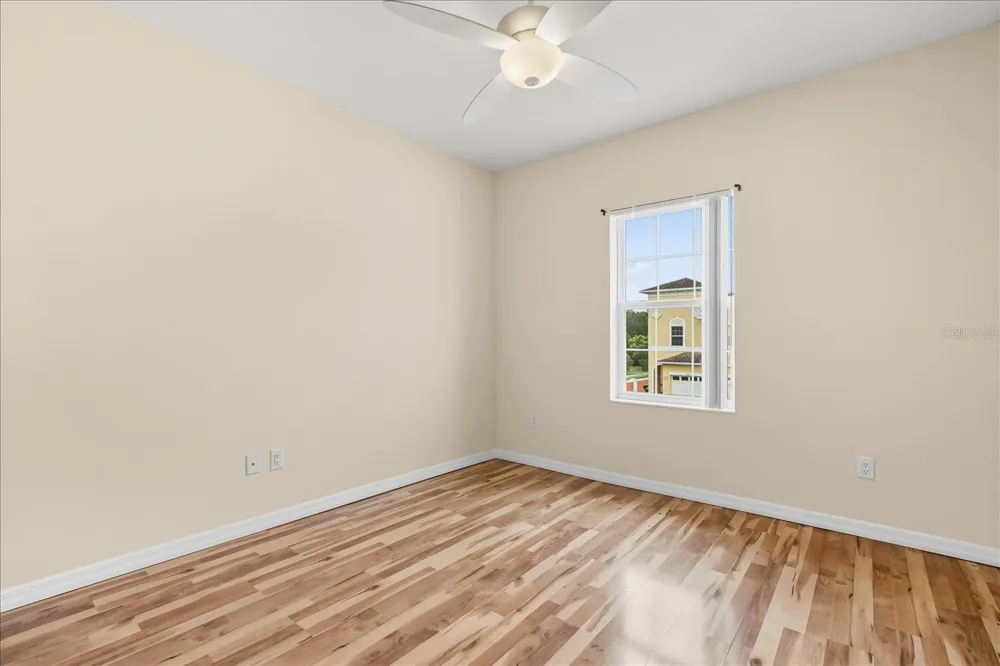 2043 ROYAL VISTA COURT Orlando, FL 32817