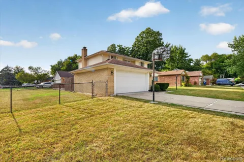 6409 Runnymeade Drive