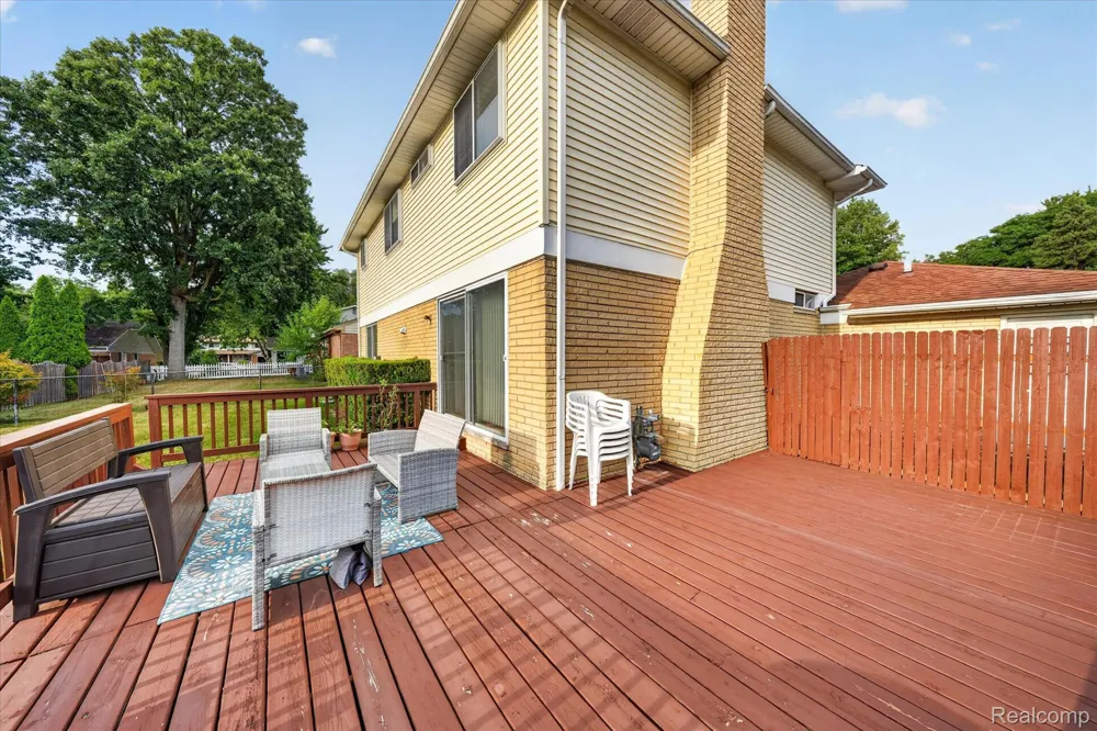 6409 Runnymeade Drive Canton Charter Township, MI 48187