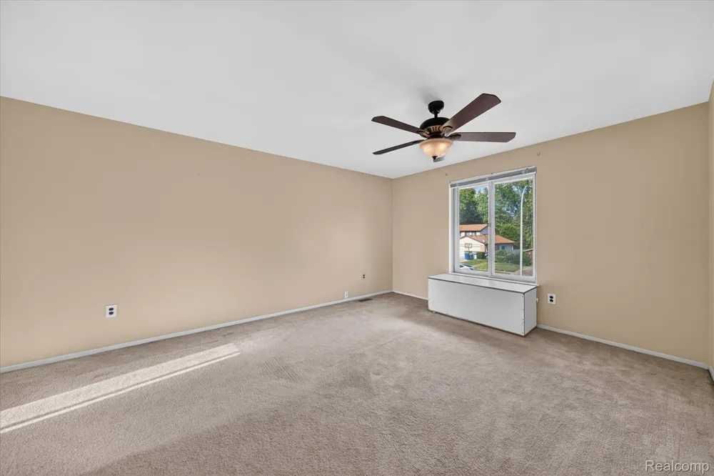 6409 Runnymeade Drive Canton Charter Township, MI 48187