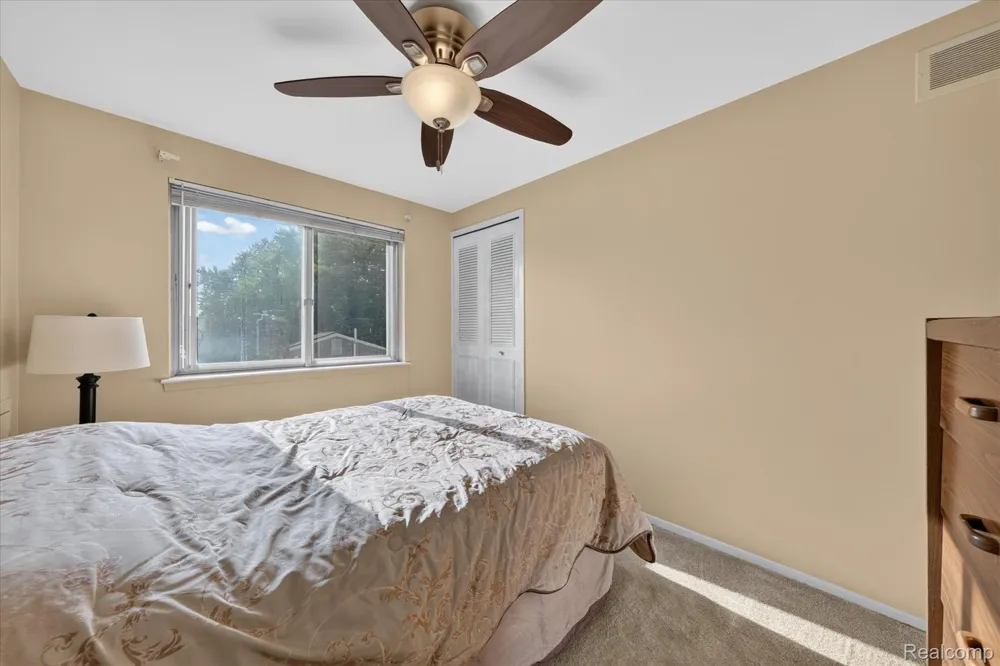 6409 Runnymeade Drive Canton Charter Township, MI 48187