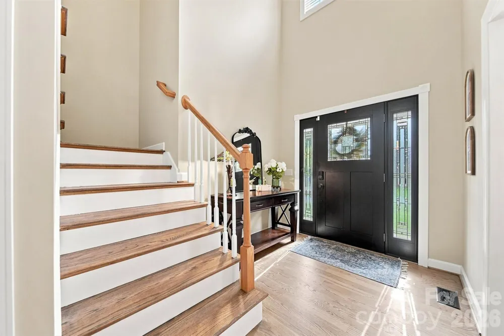 6011 Dockside Drive Hickory, NC 28601