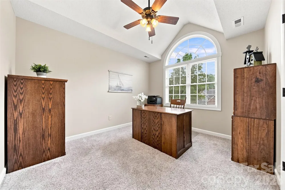 6011 Dockside Drive Hickory, NC 28601
