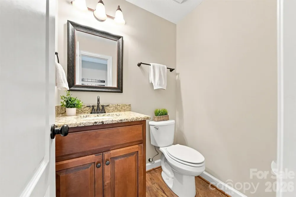 6011 Dockside Drive Hickory, NC 28601