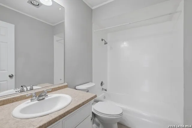1819 Babcock #411 San Antonio, TX 78229