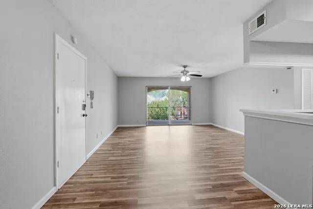 1819 Babcock #411 San Antonio, TX 78229