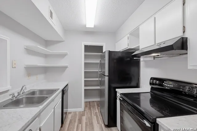 1819 Babcock #411 San Antonio, TX 78229
