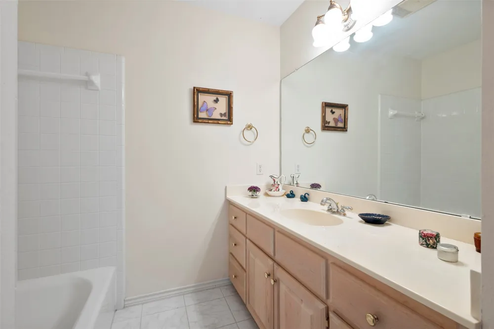 6239 Fm 879 Ennis, TX 75119