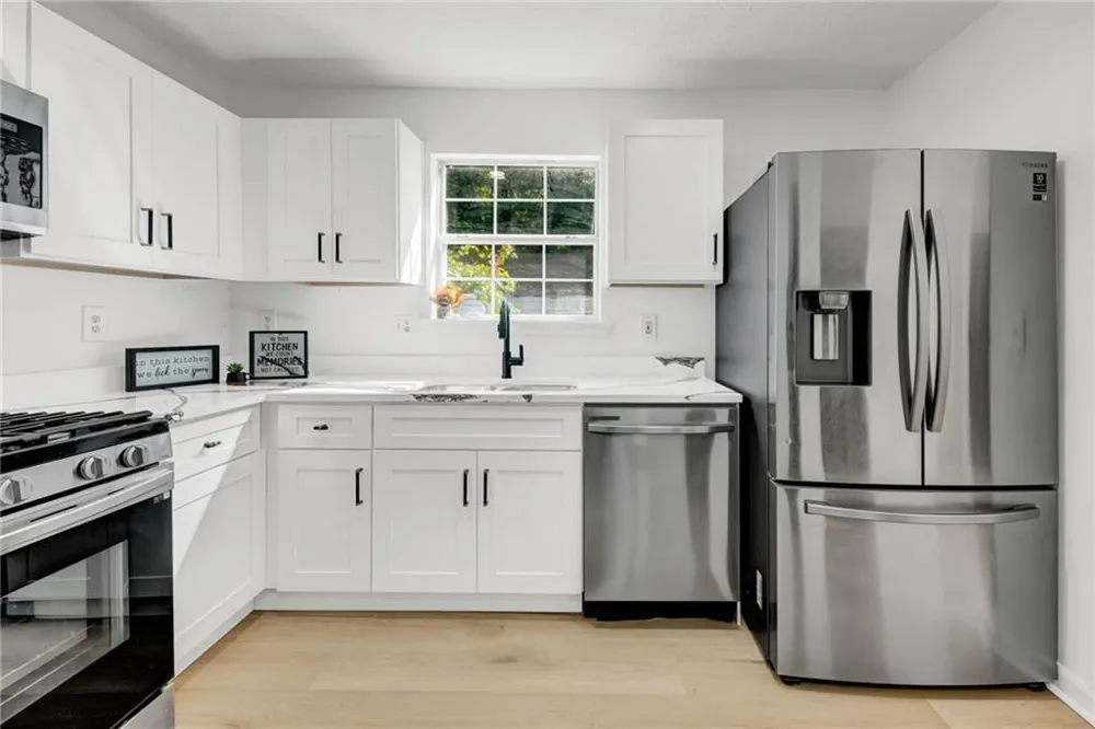 1972 Banks Way Atlanta, GA 30349