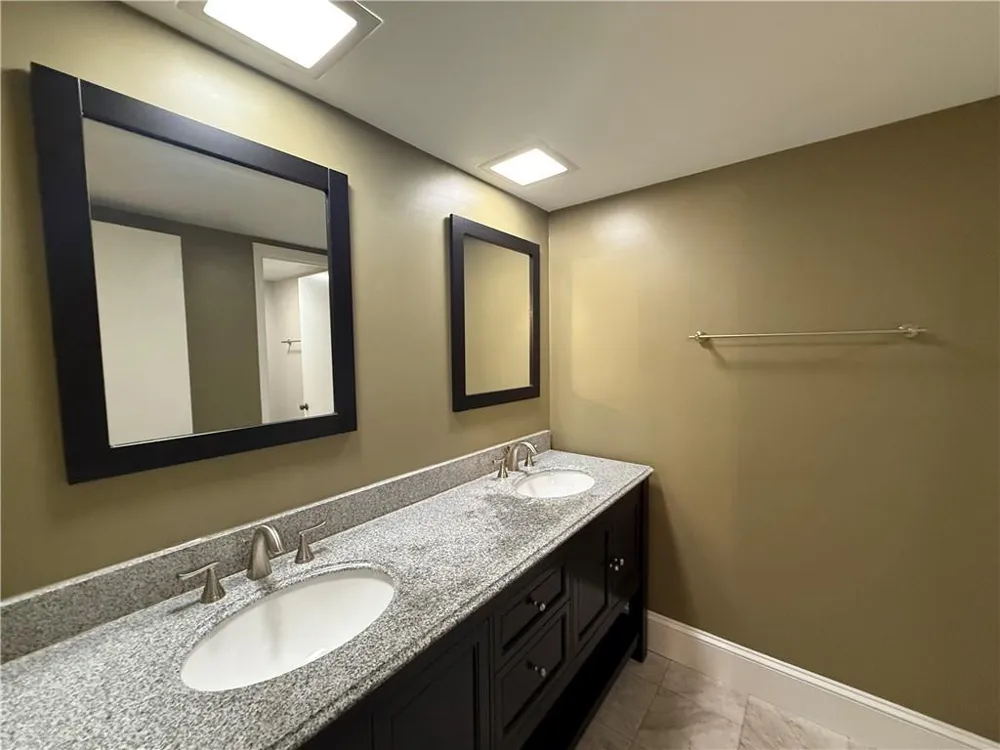145 Starboard Point Roswell, GA 30076