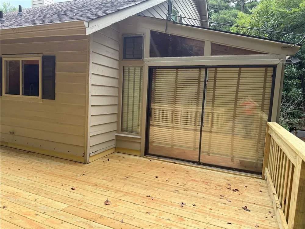 145 Starboard Point Roswell, GA 30076