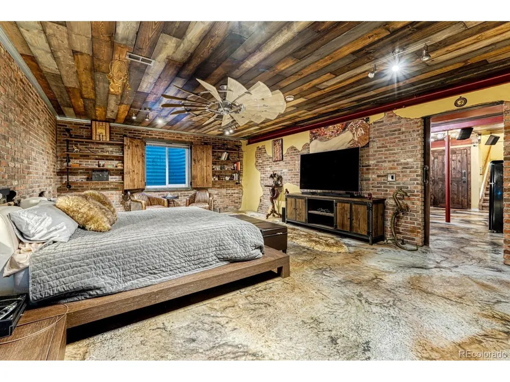 1023 S Locust Street Denver, CO 80224