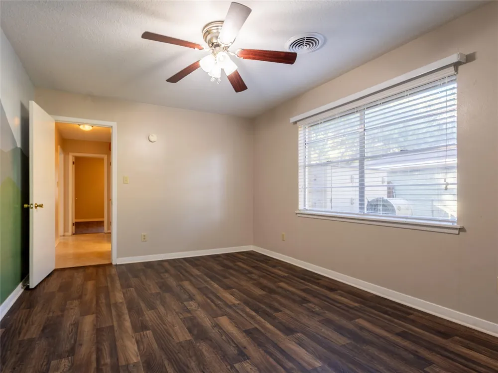 2728 Encino Bay City, TX 77414