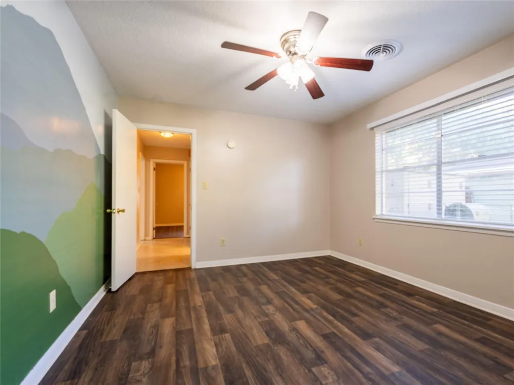 2728 Encino Bay City, TX 77414