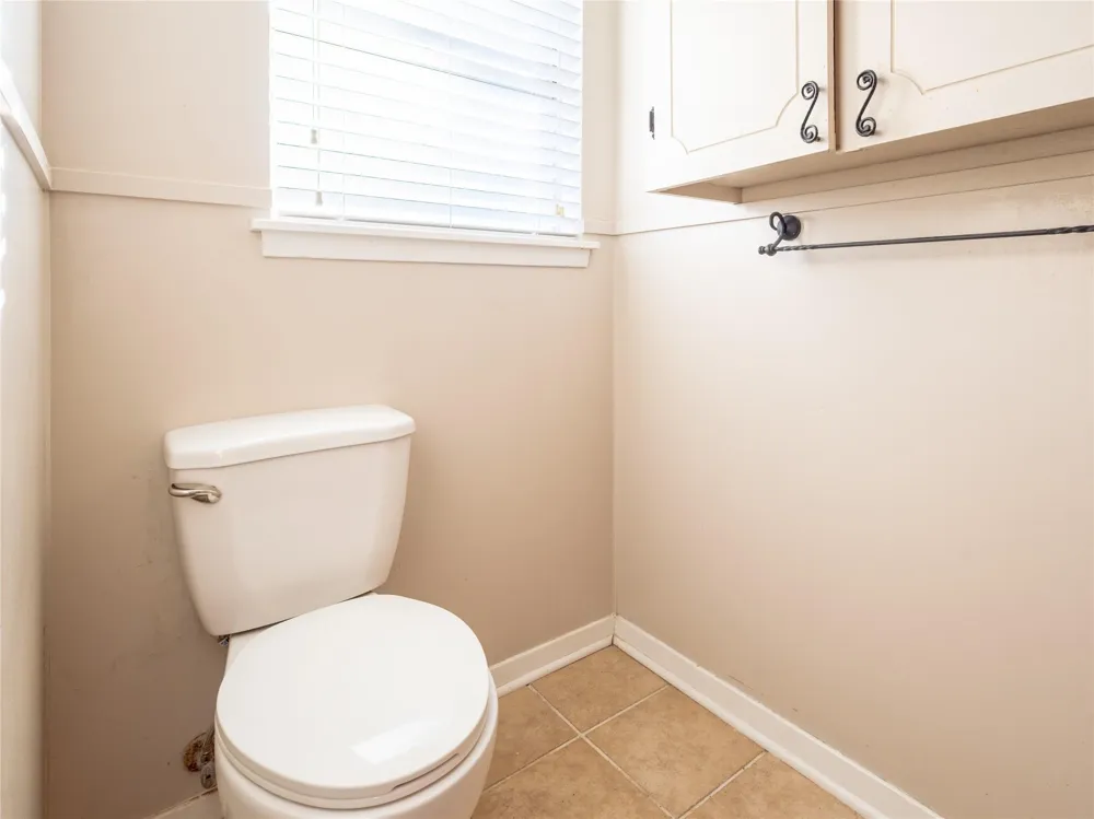 2728 Encino Bay City, TX 77414