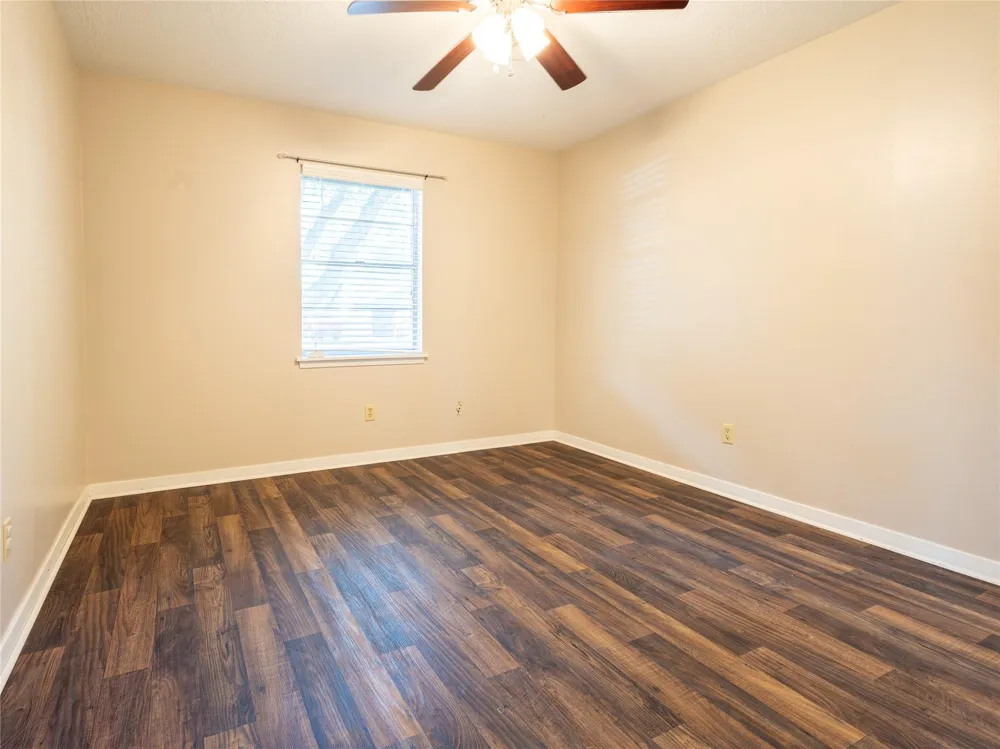 2728 Encino Bay City, TX 77414