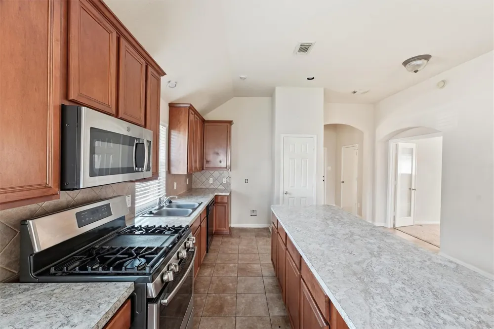 25 Wheeler Ridge Circle Manvel, TX 77578