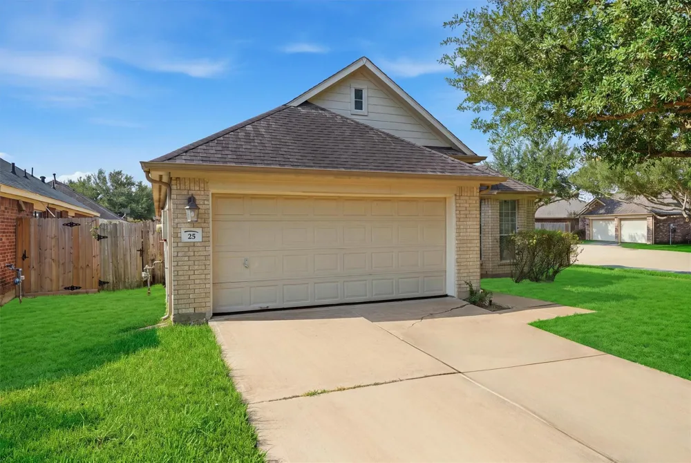 25 Wheeler Ridge Circle Manvel, TX 77578