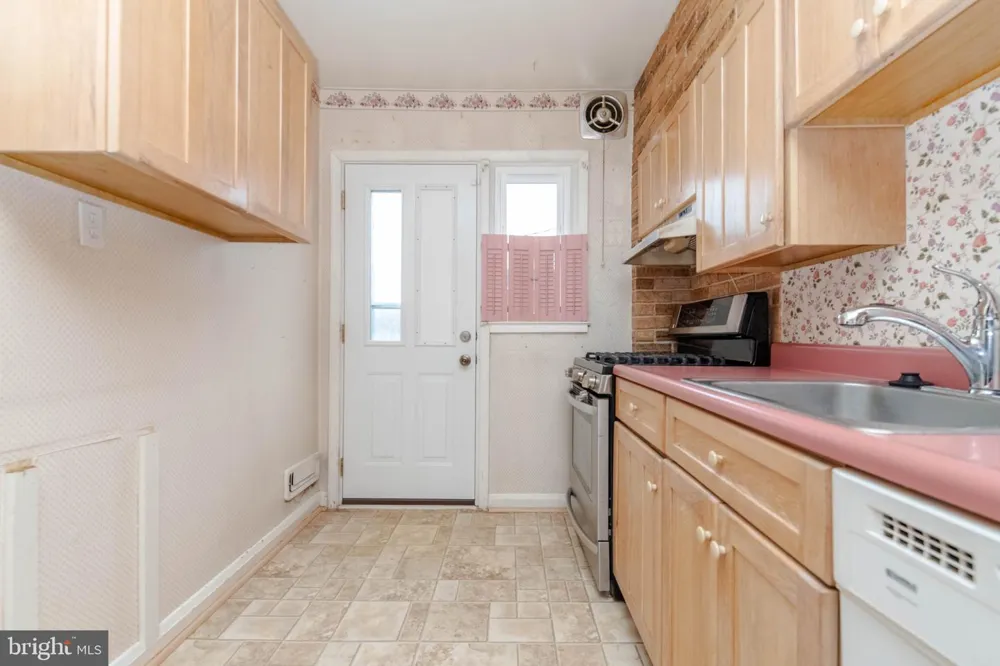 2001 ORMAND ROAD Baltimore, MD 21222