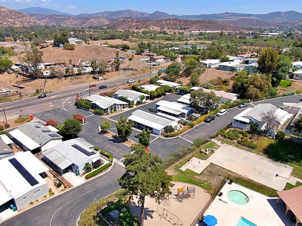 10880 Highway 67 #4 Lakeside, CA 92040