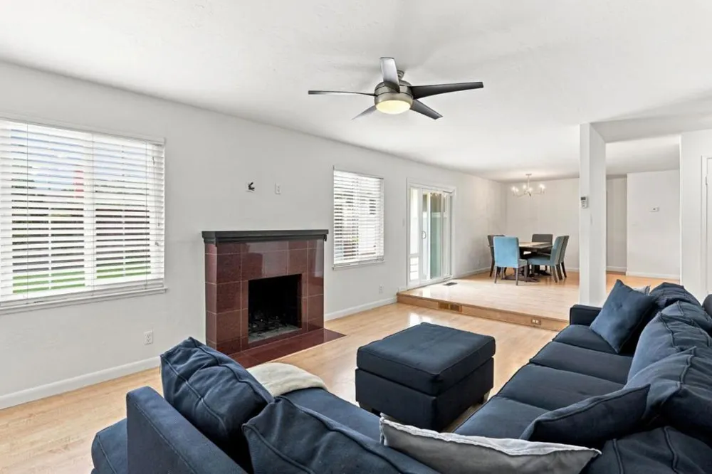 2721 Dumbarton Avenue San Jose, CA 95124
