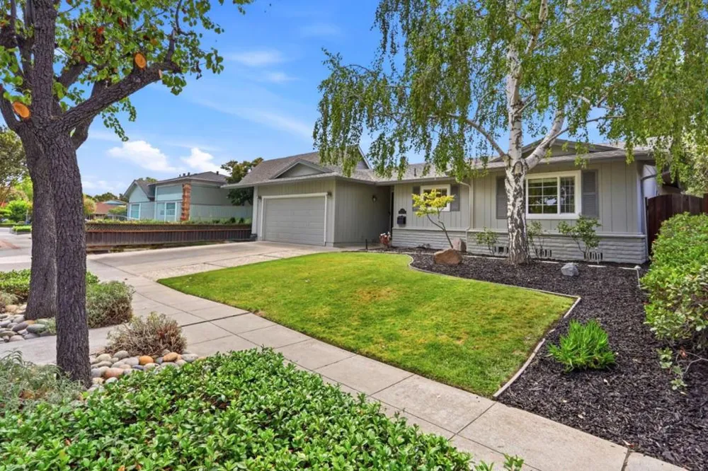 2721 Dumbarton Avenue San Jose, CA 95124
