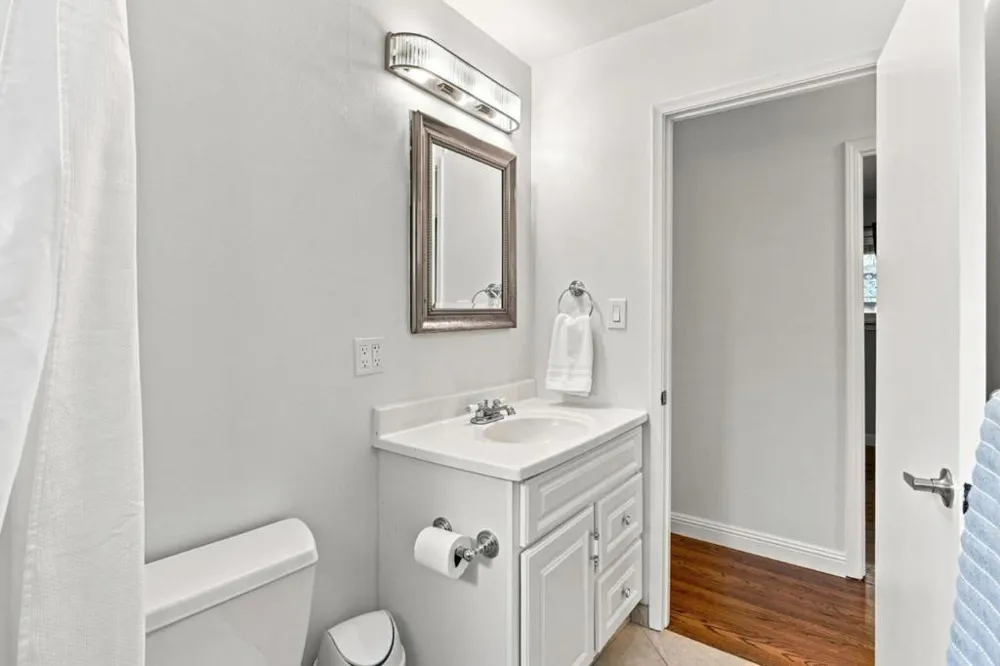 2721 Dumbarton Avenue San Jose, CA 95124