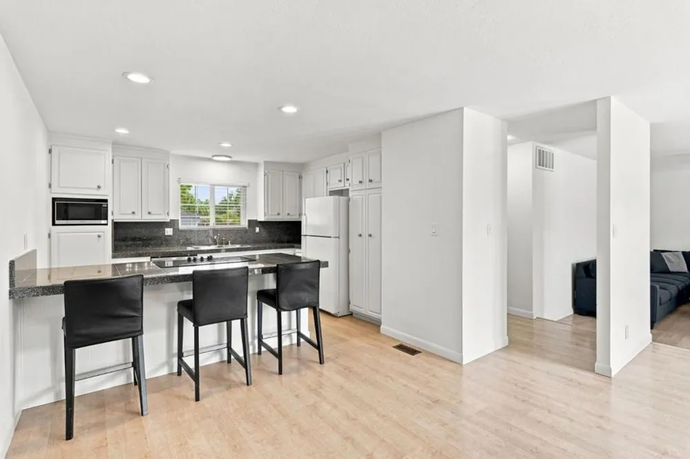 2721 Dumbarton Avenue San Jose, CA 95124
