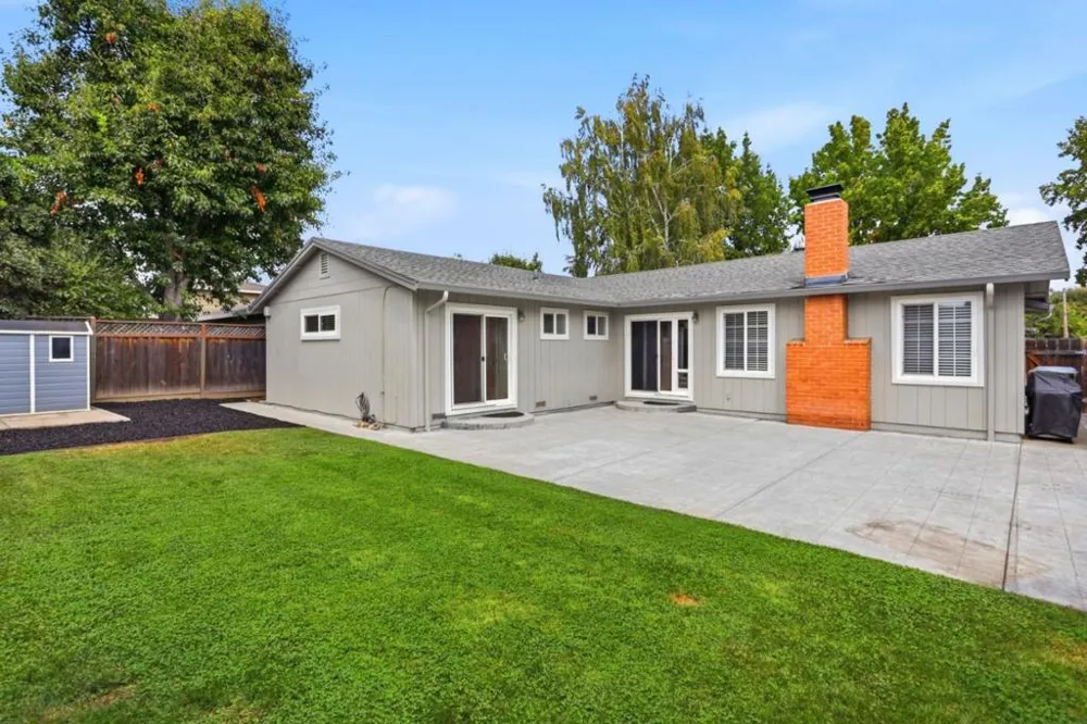 2721 Dumbarton Avenue San Jose, CA 95124