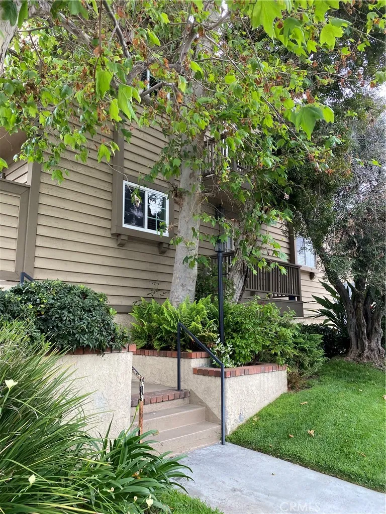 3127 Bagley Avenue #102 Los Angeles, CA 90034