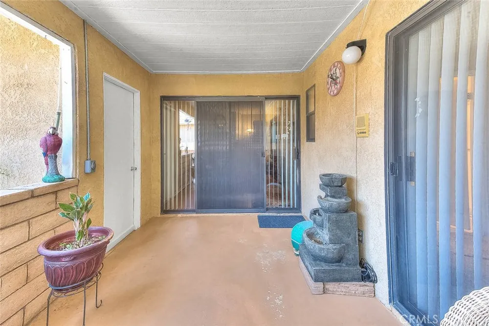 2980 La Habra Hemet, CA 92545