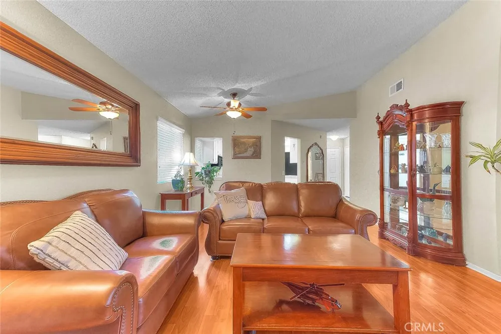 2980 La Habra Hemet, CA 92545