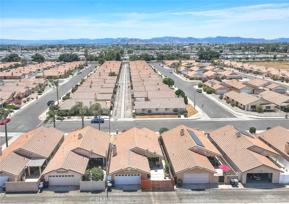 2980 La Habra Hemet, CA 92545
