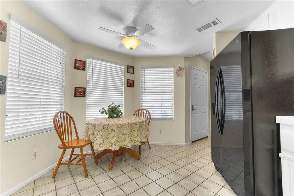 2980 La Habra Hemet, CA 92545