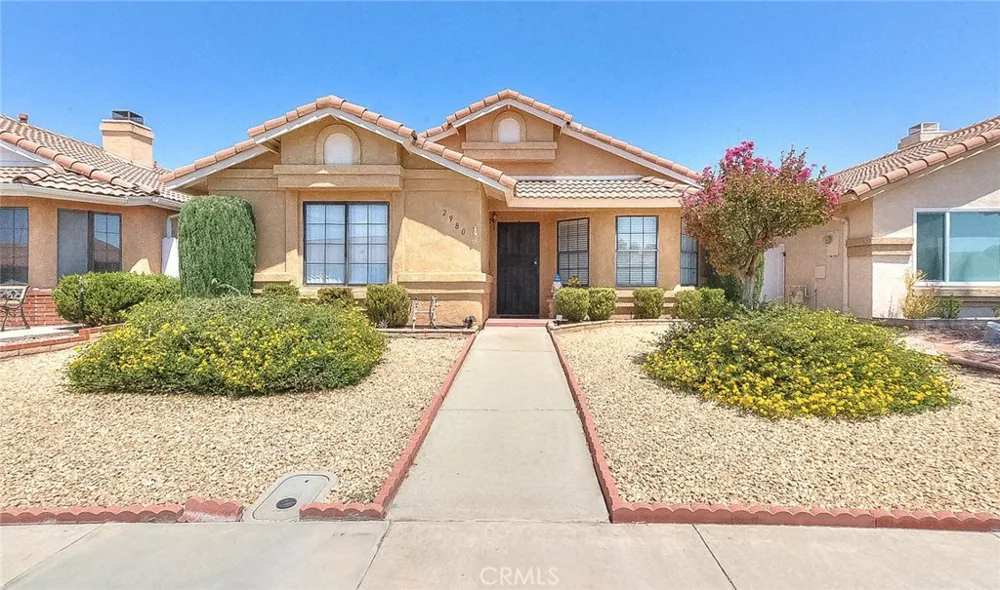 2980 La Habra Hemet, CA 92545