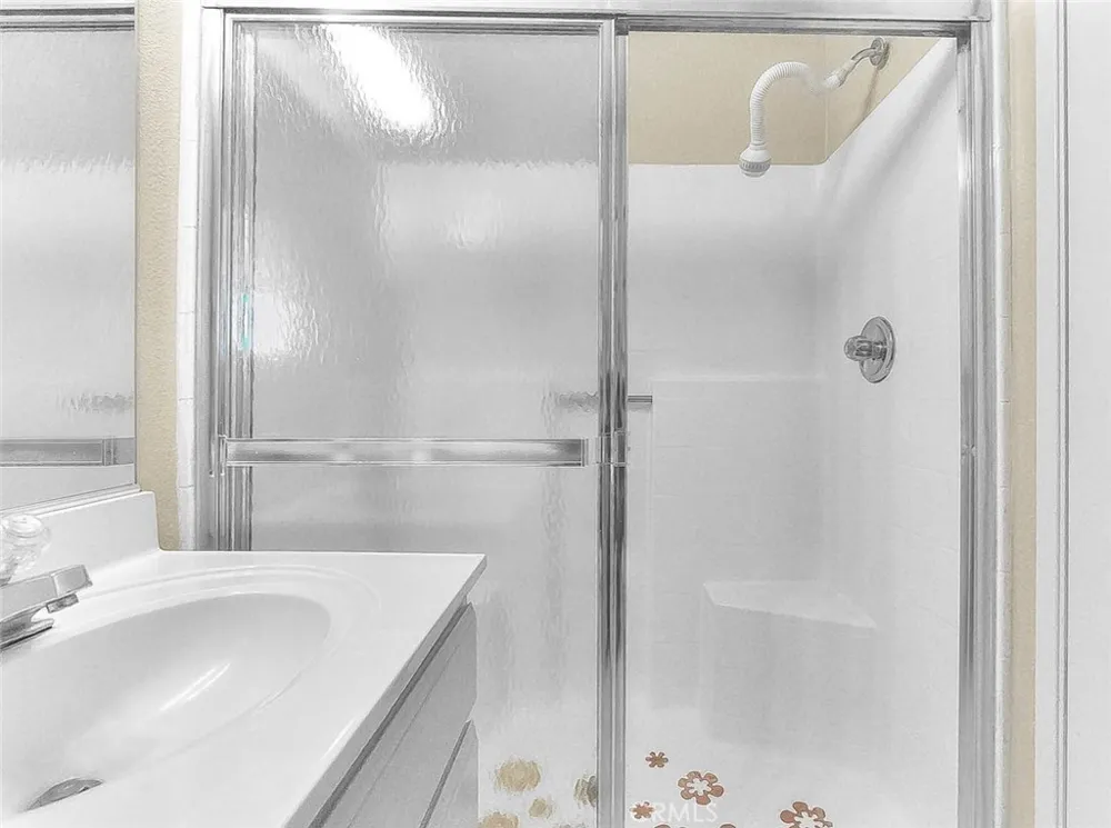 2980 La Habra Hemet, CA 92545