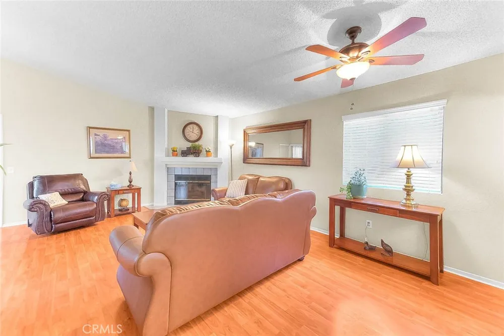 2980 La Habra Hemet, CA 92545