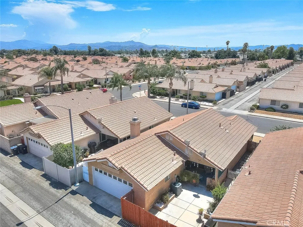 2980 La Habra Hemet, CA 92545