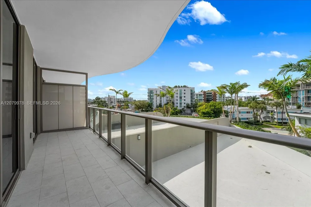 1135 103 St #403 Bay Harbor Islands, FL 33154