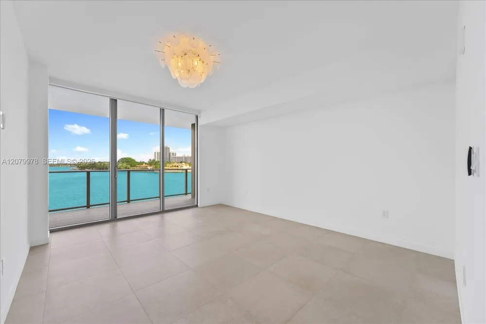 1135 103 St #403 Bay Harbor Islands, FL 33154