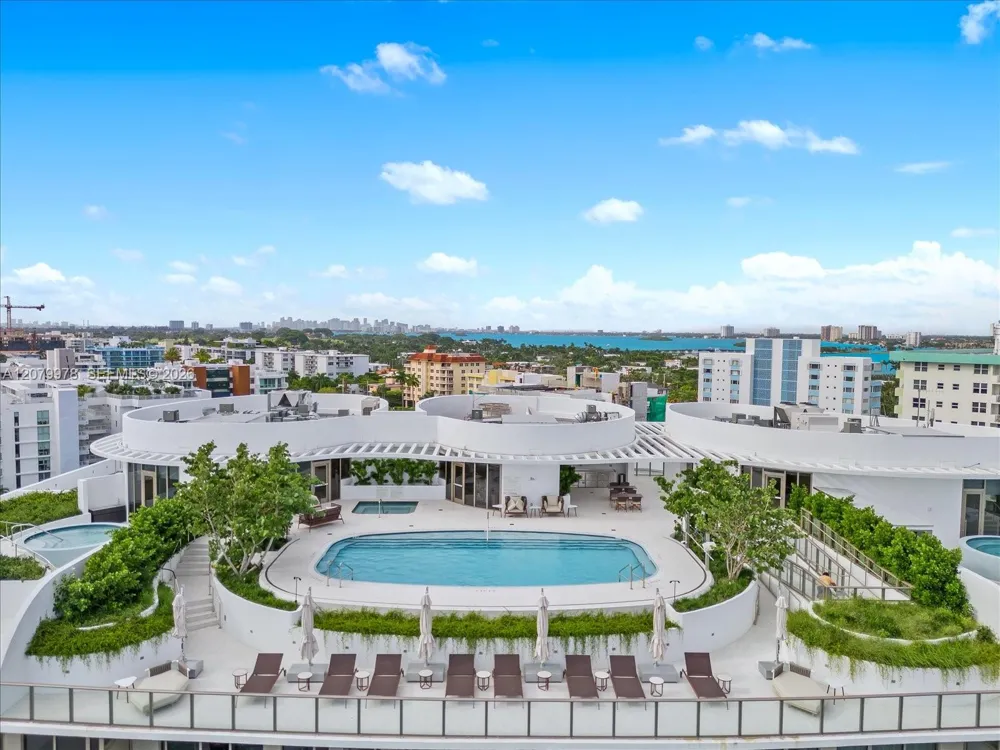 1135 103 St #403 Bay Harbor Islands, FL 33154
