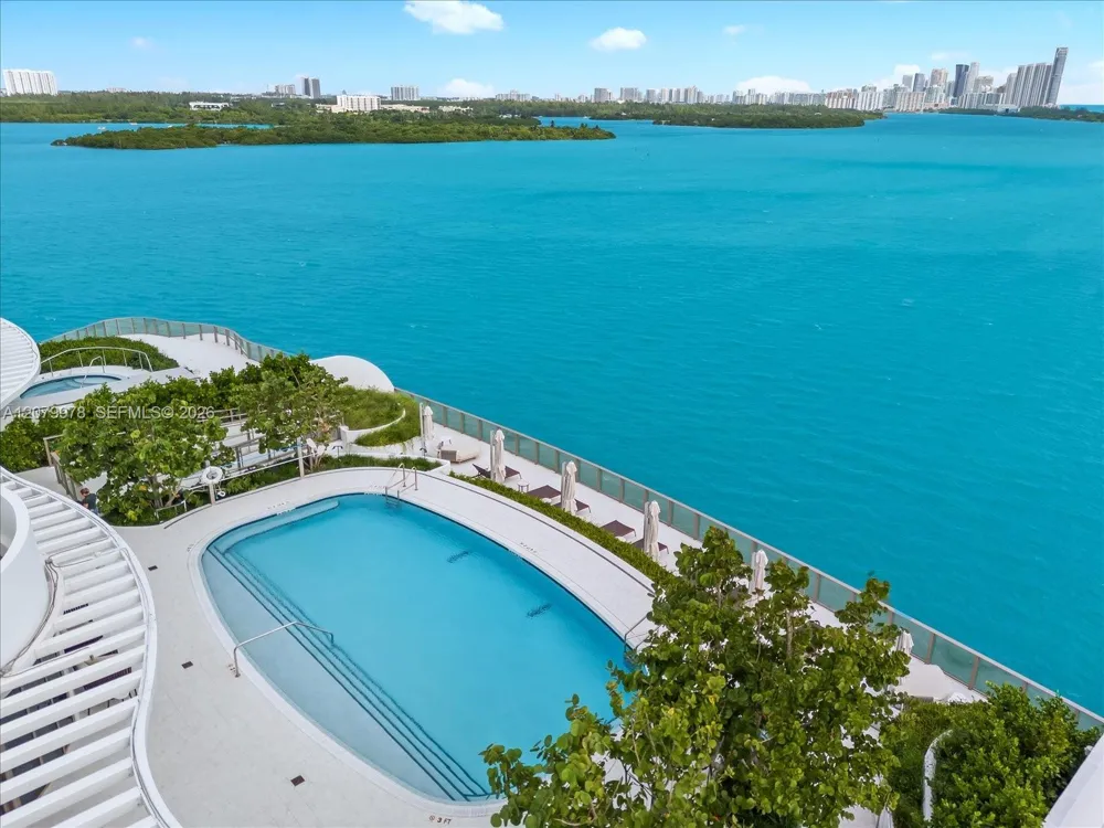 1135 103 St #403 Bay Harbor Islands, FL 33154