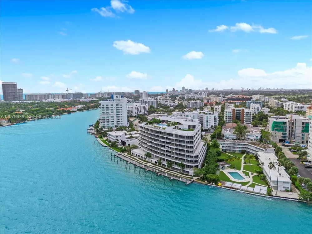 1135 103 St #403 Bay Harbor Islands, FL 33154