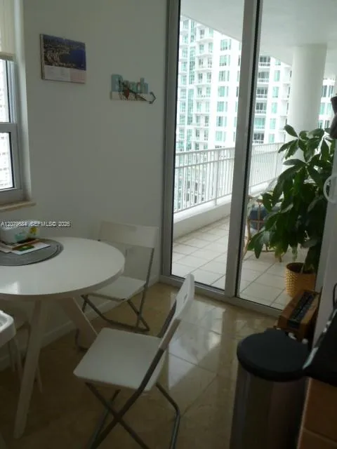 801 Brickell Key Blvd #2110 Miami, FL 33131