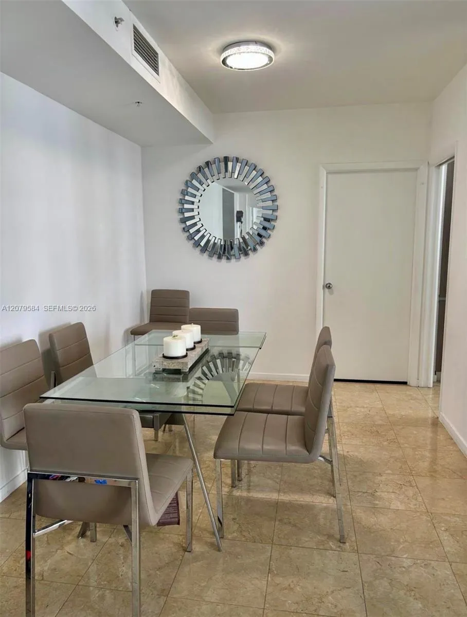 801 Brickell Key Blvd #2110 Miami, FL 33131