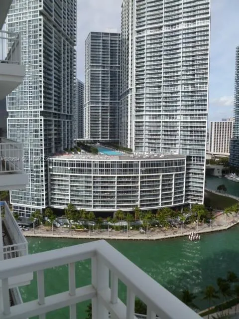 801 Brickell Key Blvd #2110 Miami, FL 33131